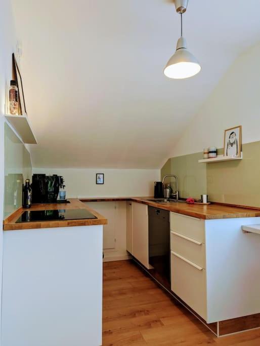 Apartment Mit Balkon In Hannover-Ahlem Екстер'єр фото